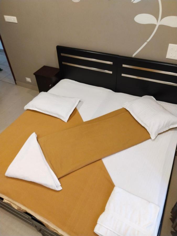 Metro Residency Hotel Kochi Kültér fotó