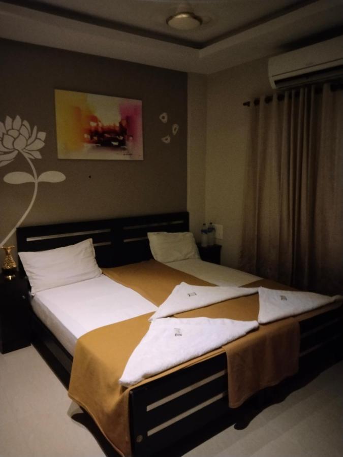 Metro Residency Hotel Kochi Kültér fotó