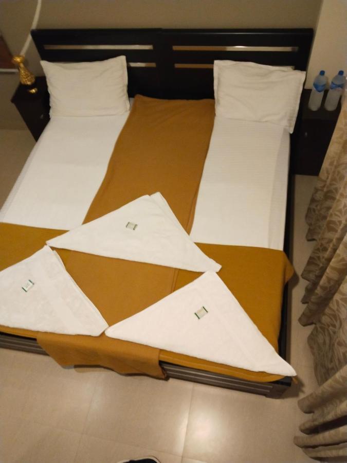 Metro Residency Hotel Kochi Kültér fotó