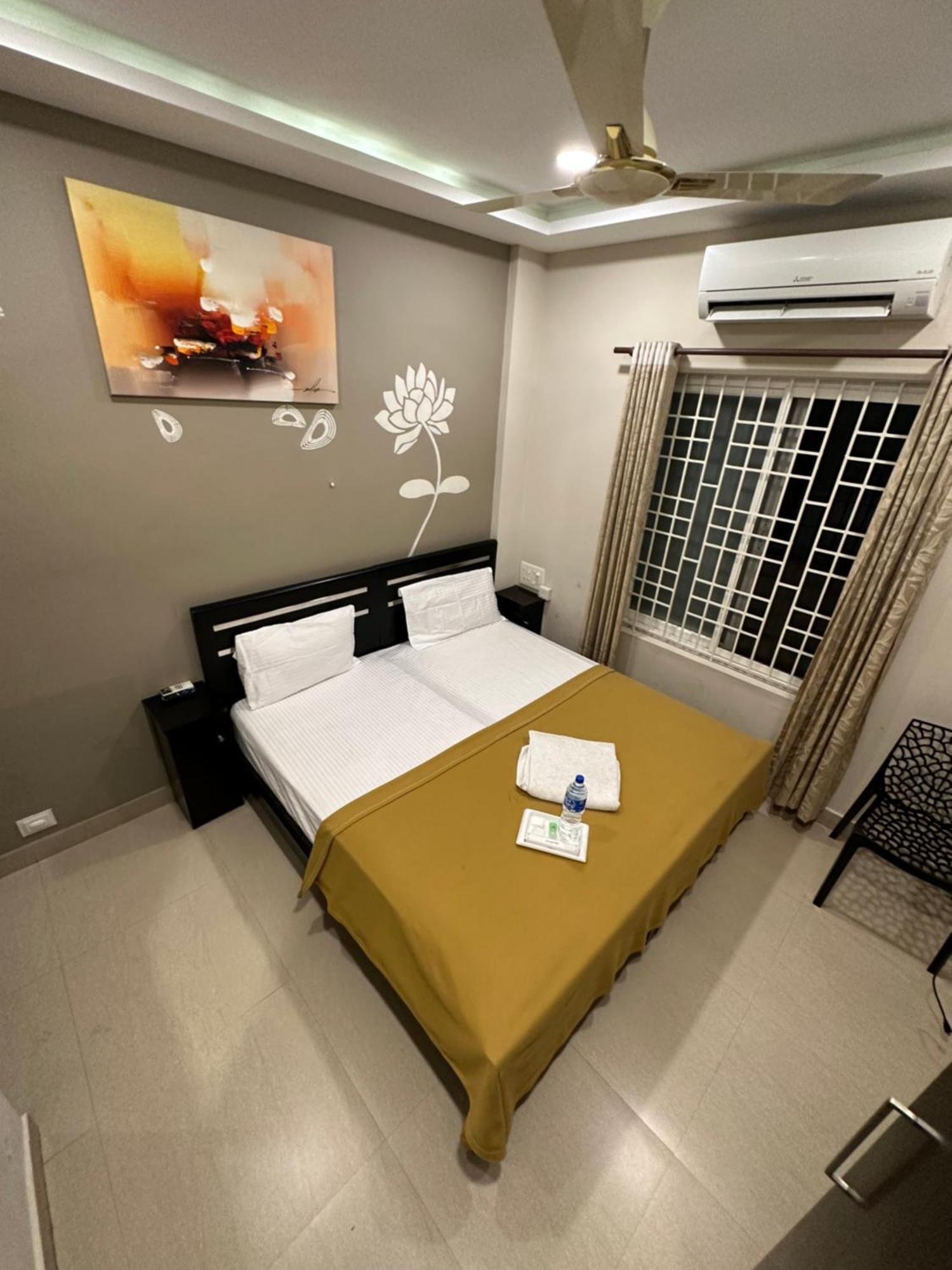 Metro Residency Hotel Kochi Kültér fotó