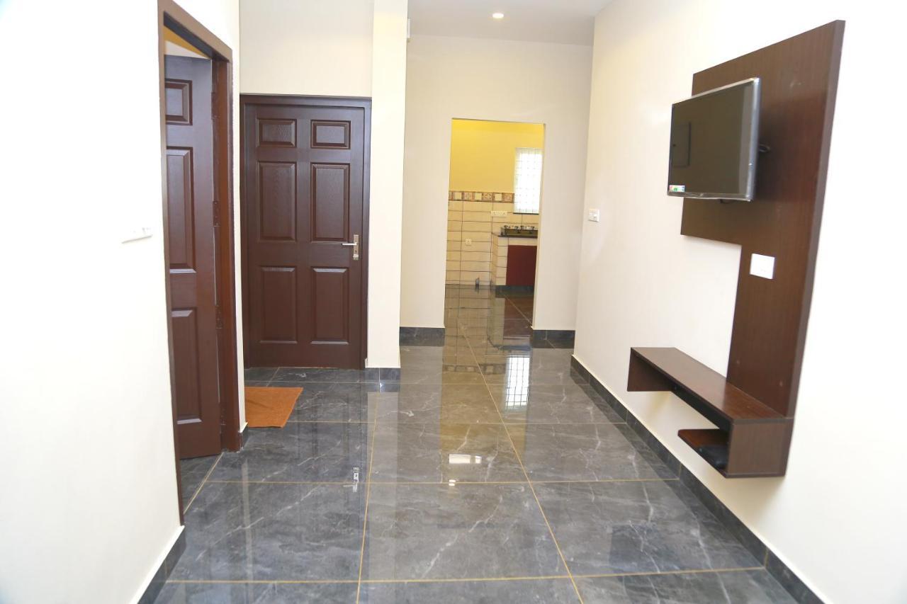 Metro Residency Hotel Kochi Kültér fotó