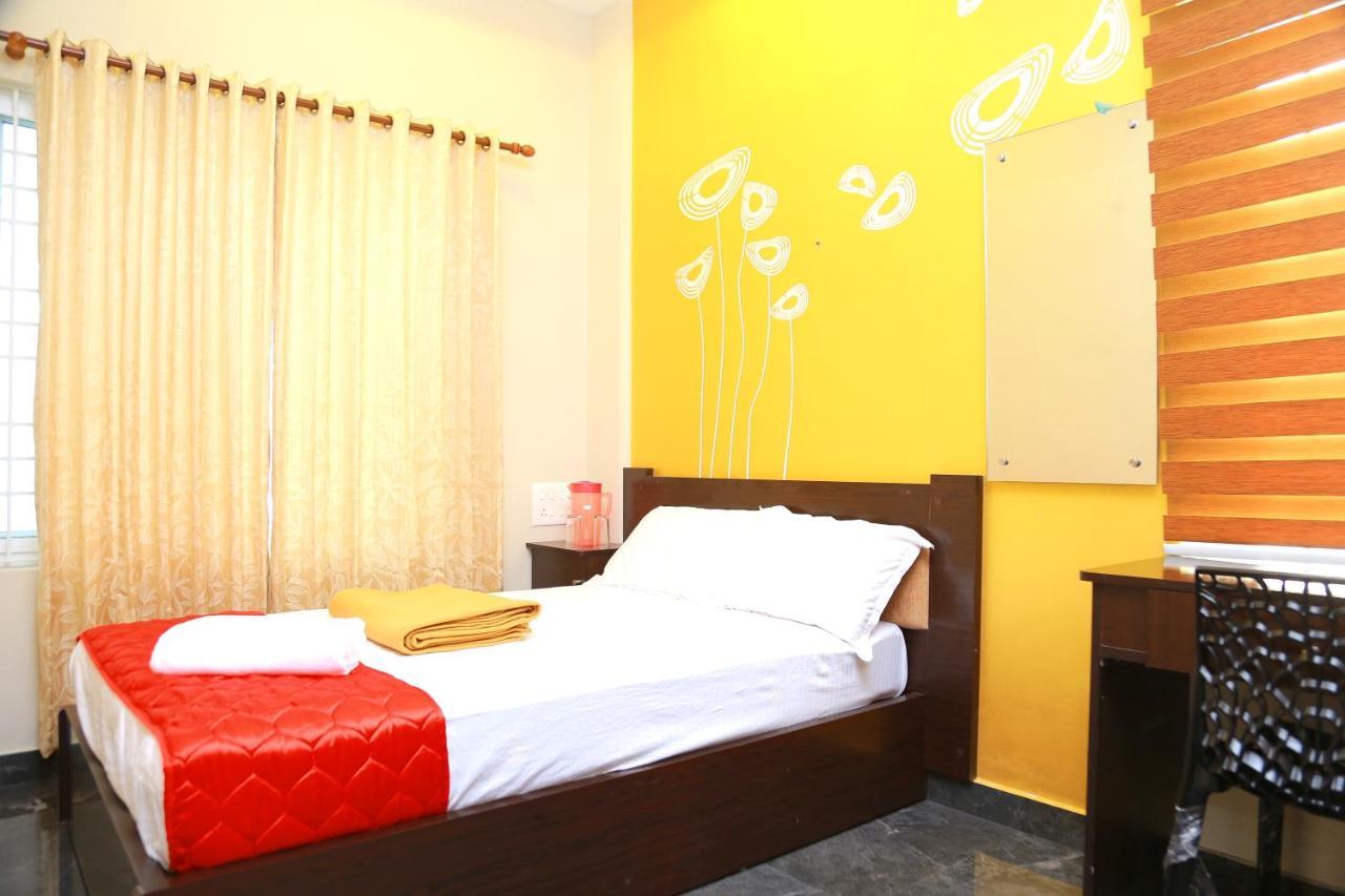 Metro Residency Hotel Kochi Kültér fotó